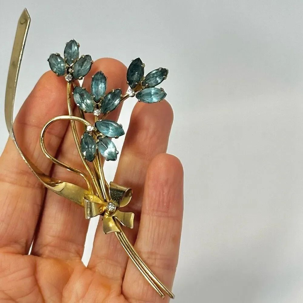 Coro Sterling silver craft gold plated and blue flower rhinestone vintage brooch